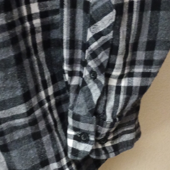 No Boundaries Monochrome Plaid Hoodie - Picture 4 of 7